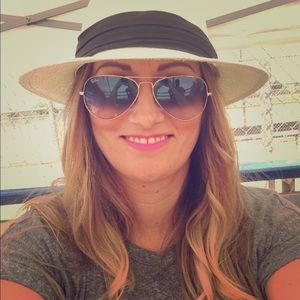 Meet your Posher, Joanne